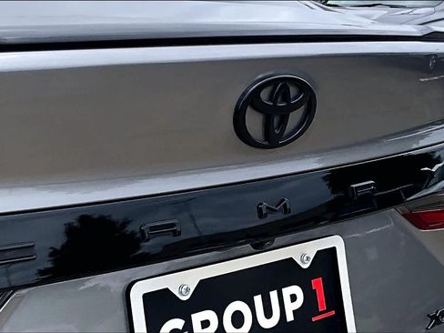 Used 2025 Toyota Camry XSE FWD image 30