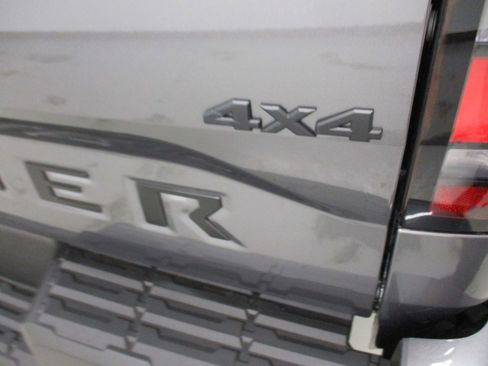 New 2026 Nissan Frontier SV w/ All-Weather Content Package image 10