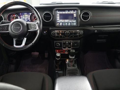 Used 2020 Jeep Wrangler Unlimited Rubicon w/ Quick Order Package 28Y Recon image 2