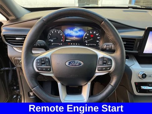 Used 2024 Ford Explorer XLT w/ Equipment Group 202A AWD/4WD image 14