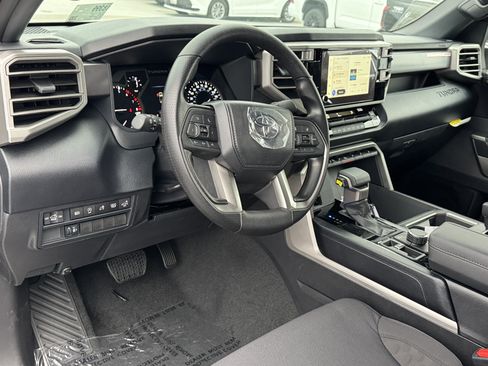 New 2026 Toyota Tundra SR5 AWD/4WD image 16