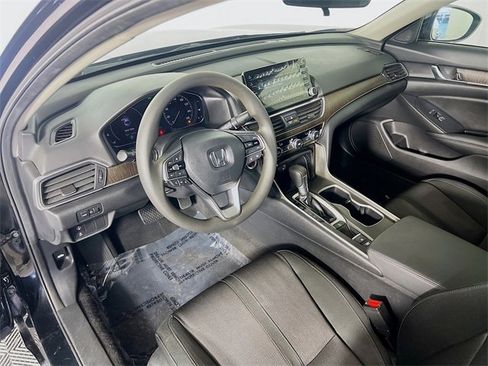Used 2020 Honda Accord EX image 10