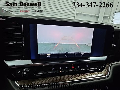 Used 2025 Chevrolet Silverado 1500 LT Trail Boss w/ Convenience Package II image 18