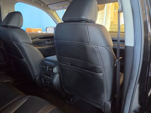 Certified 2025 Honda Pilot EX-L image 28