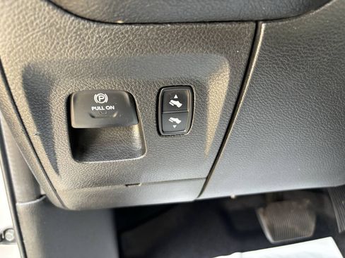 Used 2020 RAM 1500 Big Horn AWD/4WD image 37