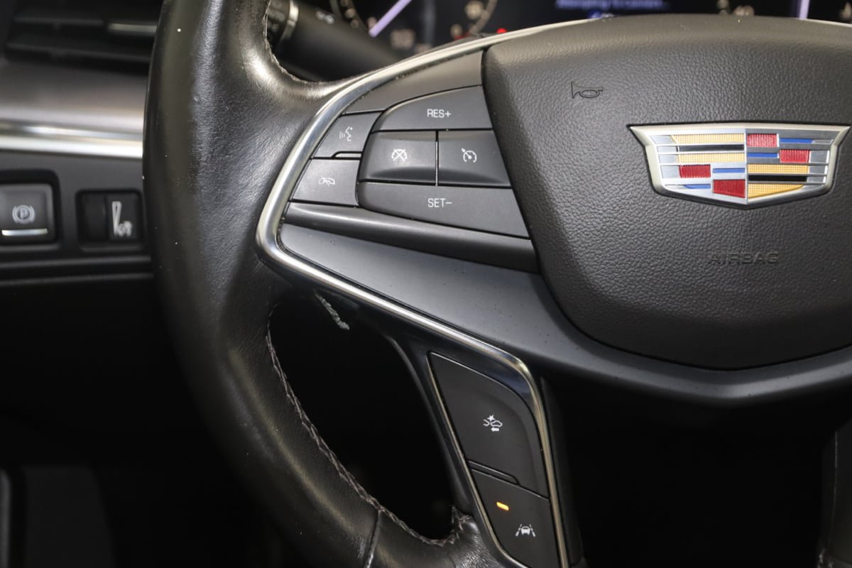 Used 2022 Cadillac XT5 Luxury FWD image 29