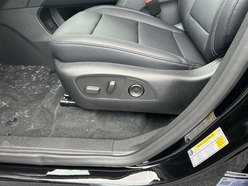 New 2026 GMC Acadia Elevation w/ Super Cruise Package FWD image 21