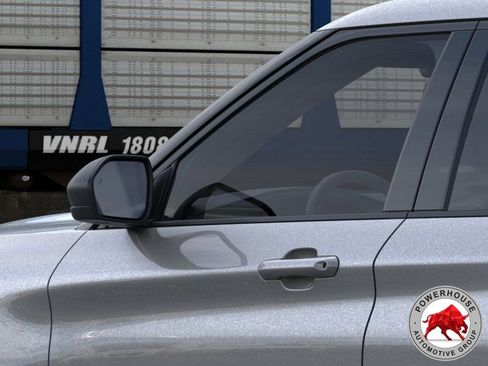 New 2026 Ford Explorer Active RWD image 22