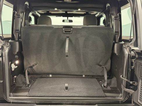Used 2025 Jeep Wrangler Sport AWD/4WD image 20