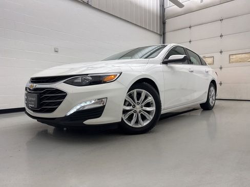 Used 2024 Chevrolet Malibu LT image 3
