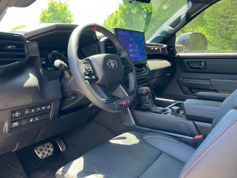 Used 2025 Toyota Tundra TRD Pro AWD/4WD image 4