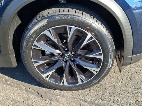 Certified 2024 MAZDA CX-90 Plug-In Hybrid w/ Premium Plus AWD/4WD image 9