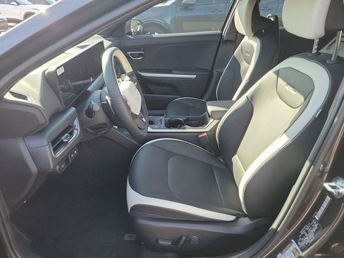 New 2026 Kia K4 GT-Line w/ GT-Line Sunroof Package FWD image 21