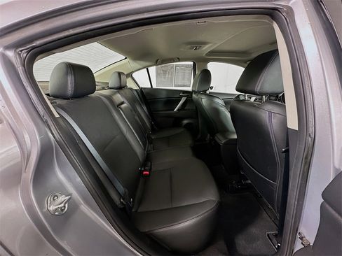 Used 2012 MAZDA MAZDA3 i Grand Touring w/ Tech Pkg image 25