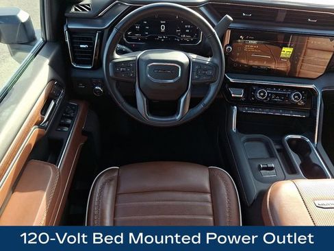 Used 2025 GMC Sierra 2500 Denali Ultimate image 16