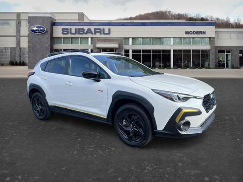 Used 2025 Subaru Crosstrek 2.5i Sport w/ Crosstrek Mirror Package AWD/4WD image 3