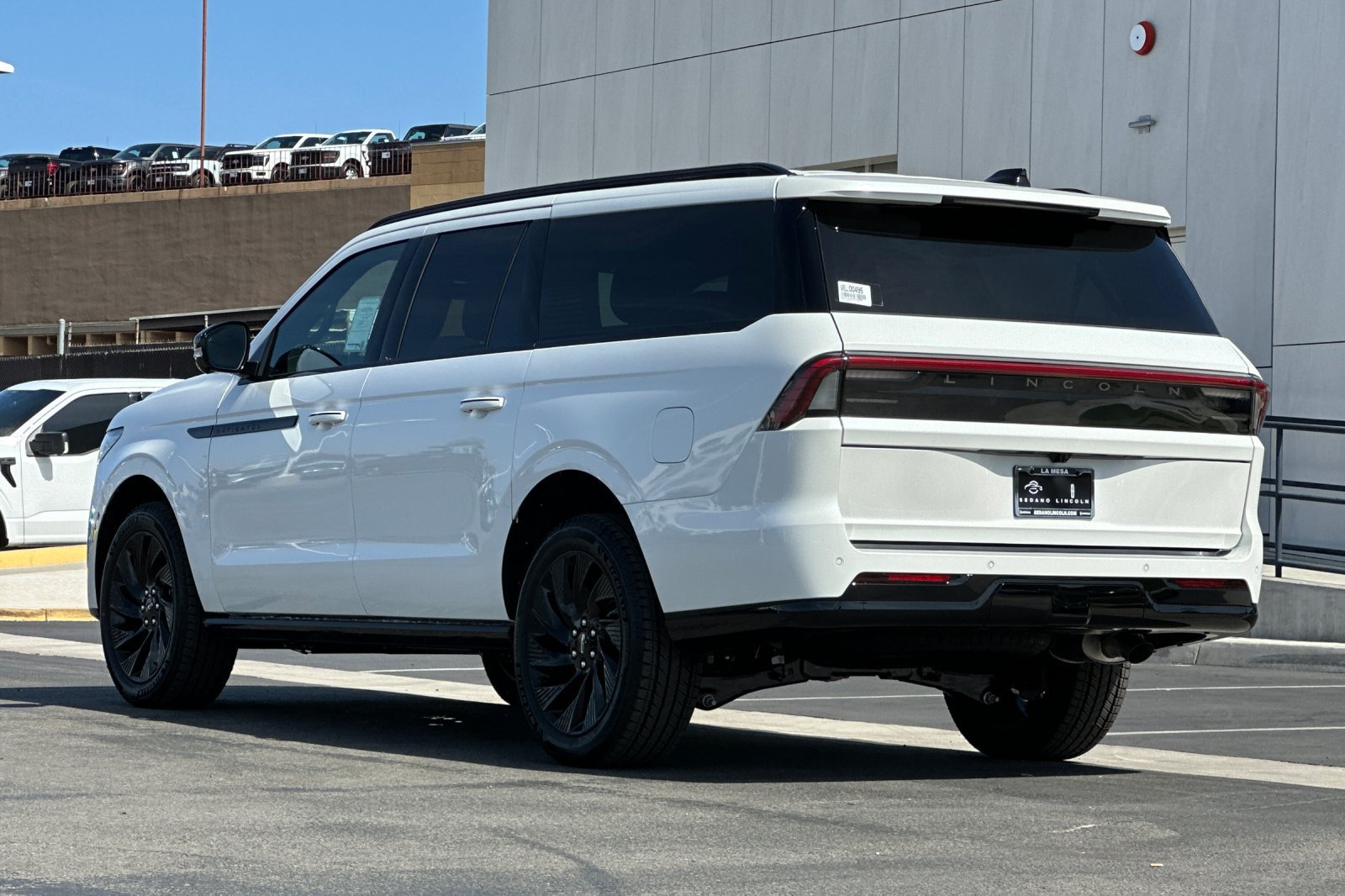 New 2027 Lincoln Navigator L Reserve w/ Jet Appearance Package AWD/4WD image 5