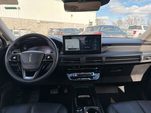 Used 2024 Lincoln Corsair Reserve w/ Equipment Group 201A image 5