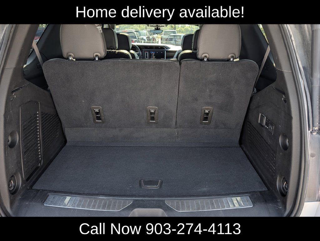 Used 2021 GMC Yukon Denali w/ Denali Premium Package RWD image 29