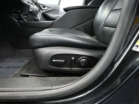 Used 2019 Chevrolet Malibu LT w/ Leather Package image 20