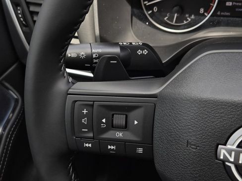 New 2026 Nissan Rogue SV AWD/4WD image 28