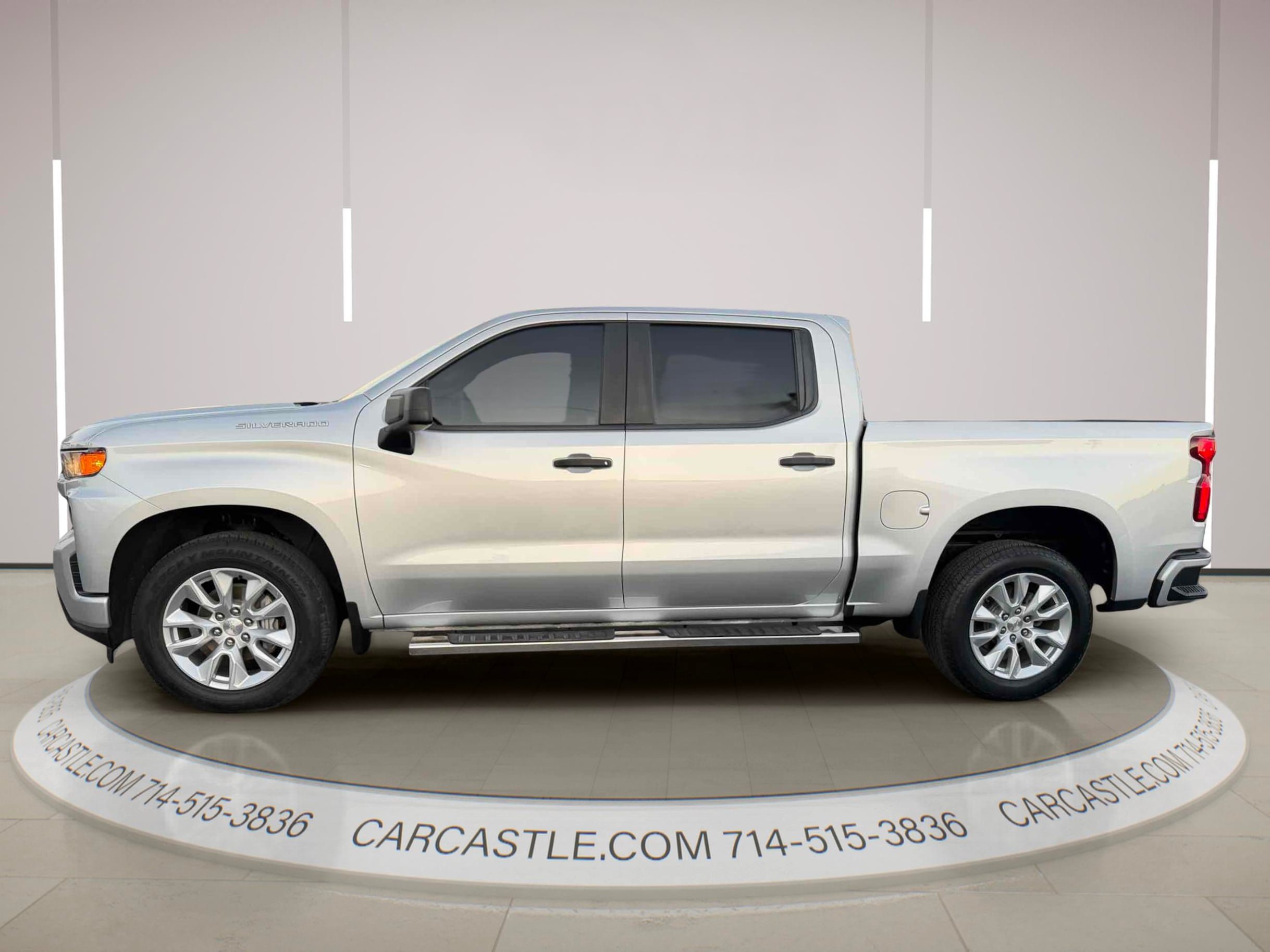 Used 2021 Chevrolet Silverado 1500 Custom RWD image 2