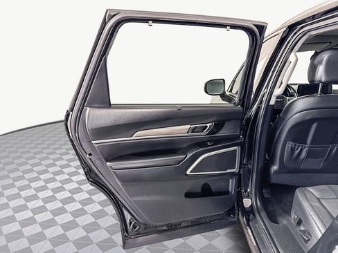 Used 2022 Kia Telluride EX w/ EX Premium Package image 26