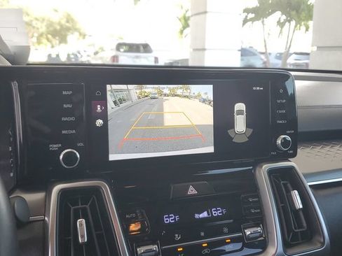 Certified 2023 Kia Sorento S FWD image 25