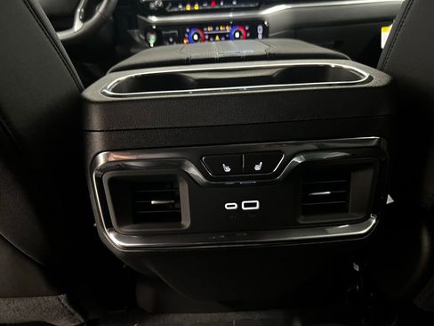 New 2026 Chevrolet Silverado 1500 High Country w/ Technology Package AWD/4WD image 38