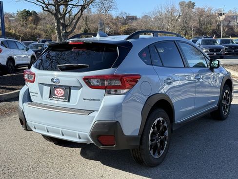 Certified 2022 Subaru Crosstrek 2.0i Premium w/ Moonroof Package image 6