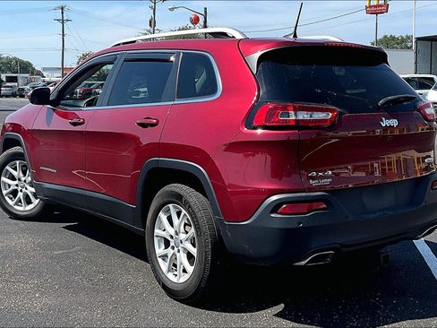 Used 2016 Jeep Cherokee Latitude w/ Safety/Convenience Group AWD/4WD image 6