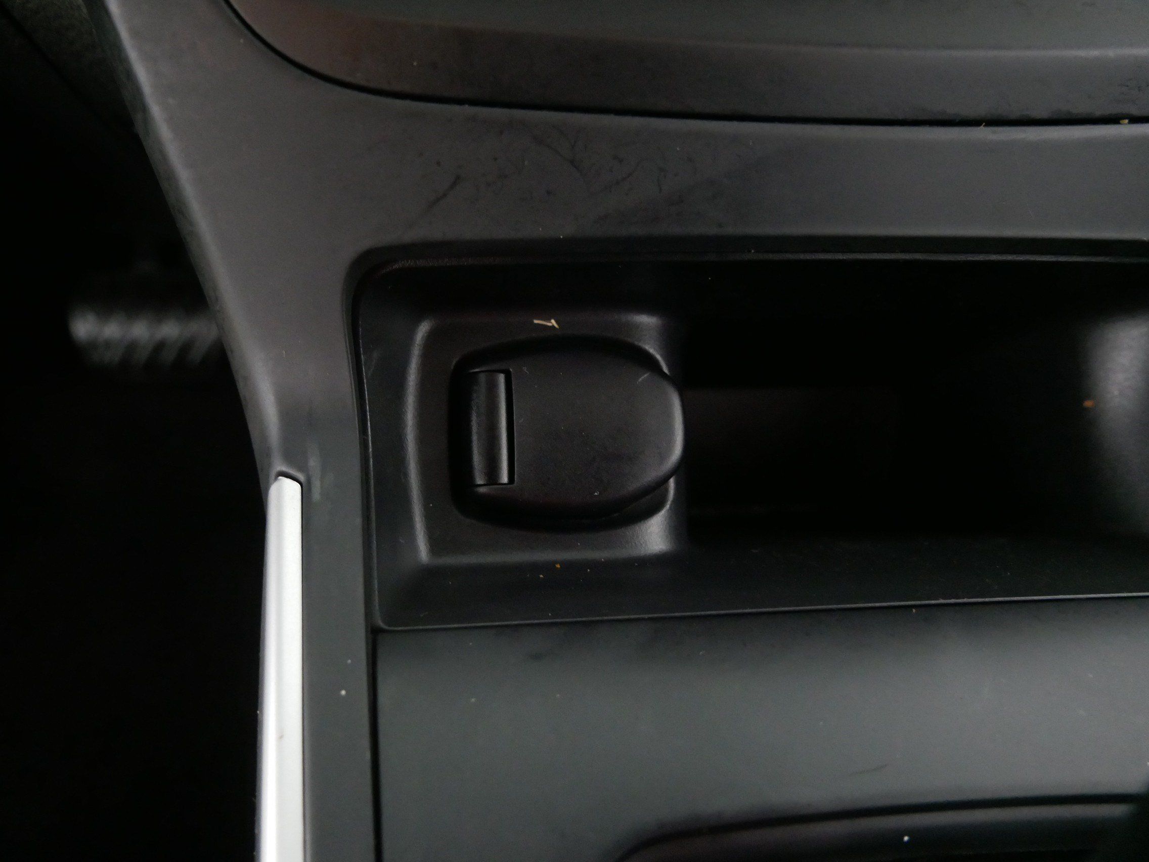 Used 2017 Nissan Sentra S FWD image 29
