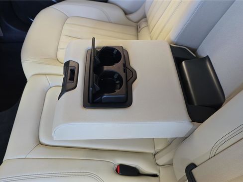 Used 2024 Audi Q5 2.0T Premium image 16