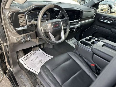 Used 2025 GMC Sierra 1500 SLT image 10