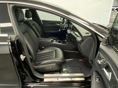 Used 2016 Mercedes-Benz CLS 400 4dr Sdn CLS400 4MATIC image 23