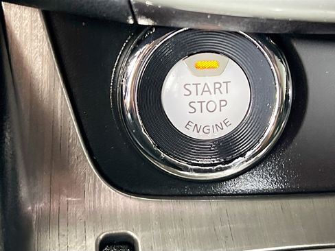 Used 2017 Nissan Murano Platinum w/ Platinum Technology Package image 24