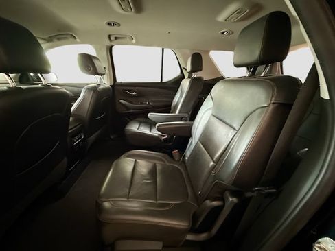 Used 2019 Chevrolet Traverse RS FWD image 26
