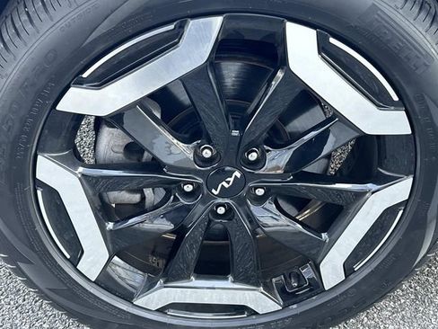 Used 2023 Kia Telluride S w/ S Sunroof Package AWD/4WD image 9