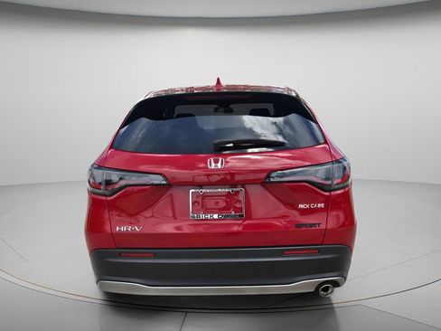 Certified 2025 Honda HR-V Sport image 6