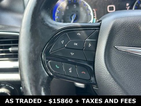 Used 2019 Chrysler Pacifica Touring-L Plus w/ S Appearance Package FWD image 23