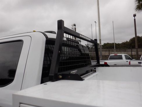 Used 2022 Ford F550 4x4 Crew Cab Super Duty w/ Power Equipment Group image 10