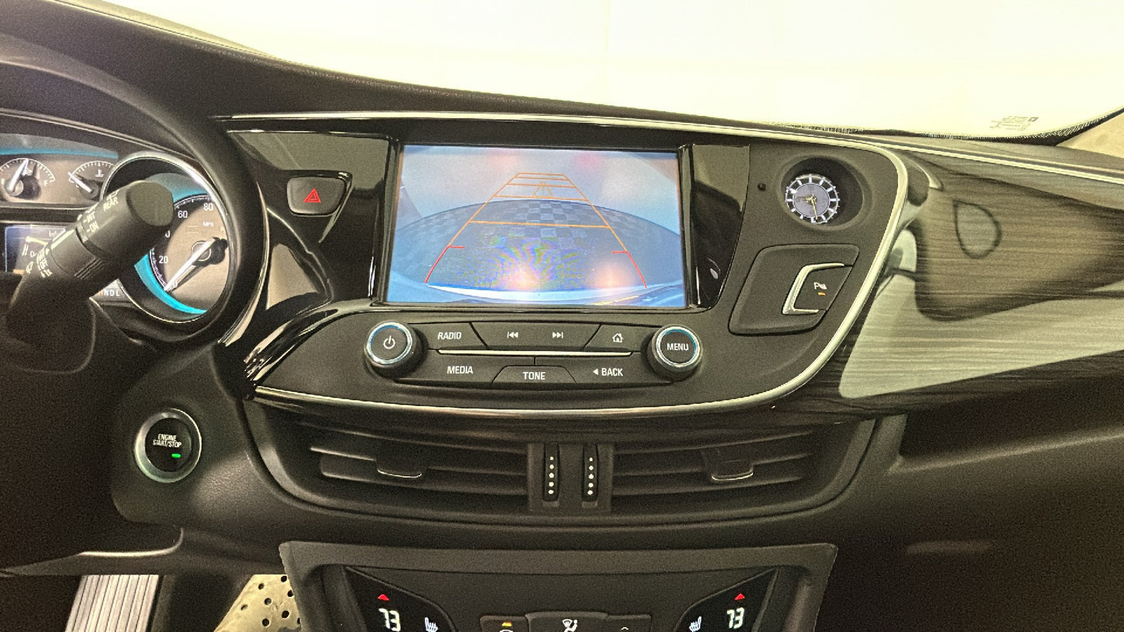 Used 2017 Buick Envision Essence AWD/4WD image 28