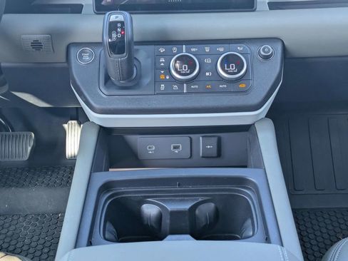 Used 2024 Land Rover Defender 110 S AWD/4WD image 19