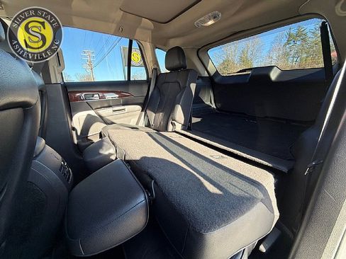 Used 2013 Lincoln MKX AWD image 15