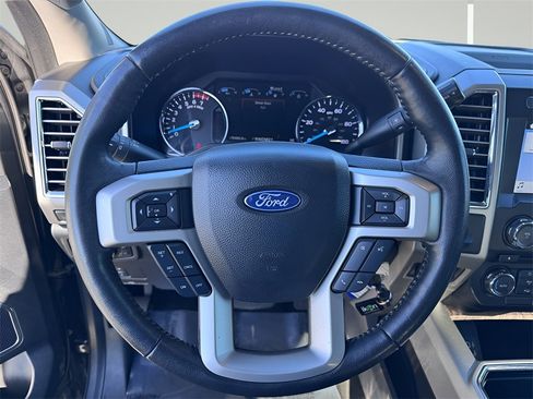 Used 2017 Ford F350 Lariat image 13