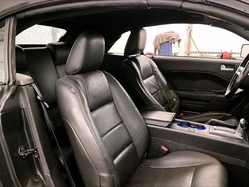 Used 2009 Ford Mustang Premium image 8