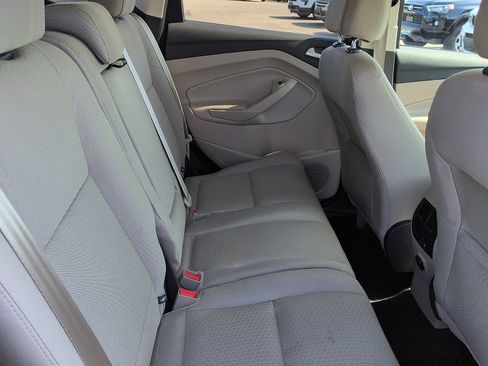 Used 2017 Ford Escape SE FWD image 8