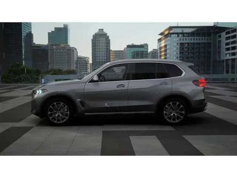 New 2026 BMW X5 sDrive40i w/ Premium Package RWD image 4