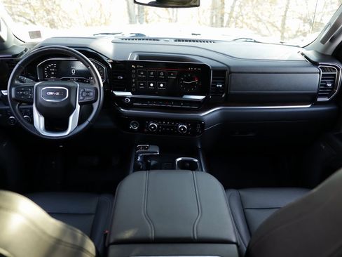 Used 2023 GMC Sierra 1500 SLT w/ SLT Convenience Package image 21