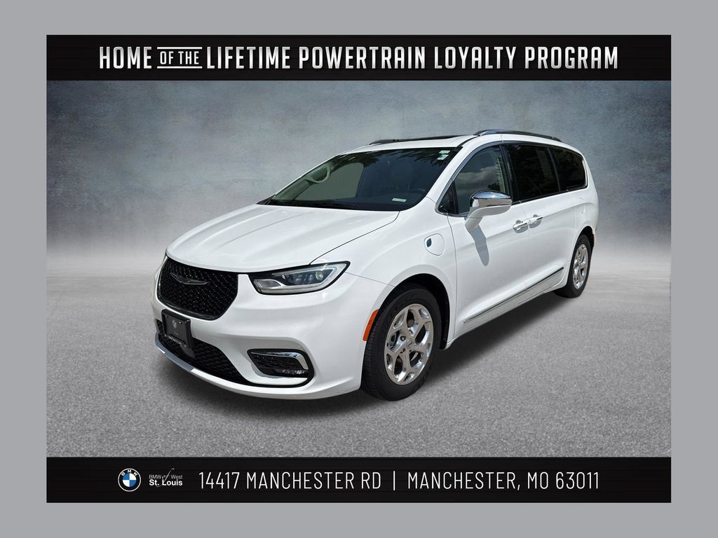 Used 2021 Chrysler Pacifica Limited w/ Uconnect Theater Family Group FWD 360° Tour